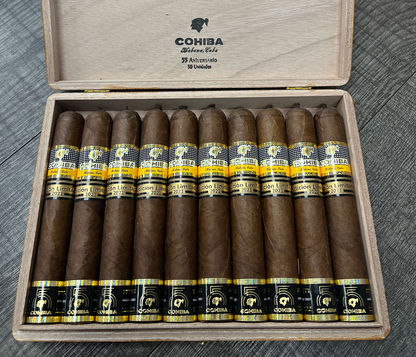 cigare cohiba 55 aniversario disponible à la teste de buch